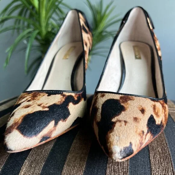 🚨SOLD🚨Louise et Cie Cow Hair Leather Heel Bow Size 10 - Picture 9 of 9